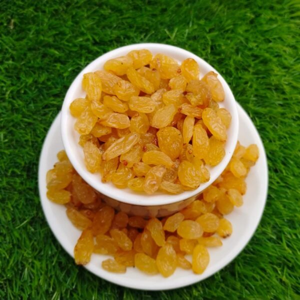 সীডলেস গোল্ডেন কিসমিস (৫০০ গ্রাম)